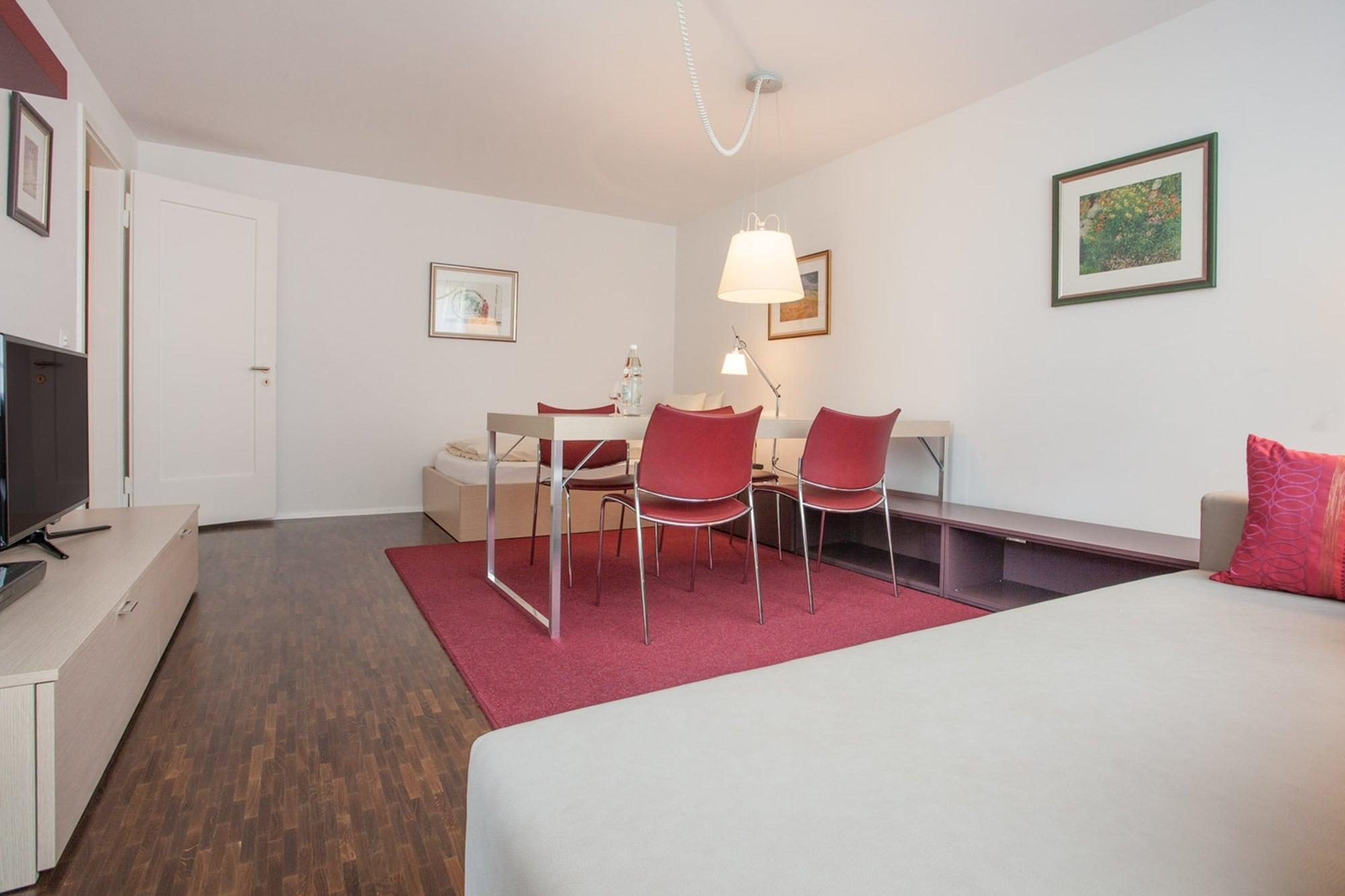 Ema House Serviced Apartments Seefeld Zúrich Exterior foto